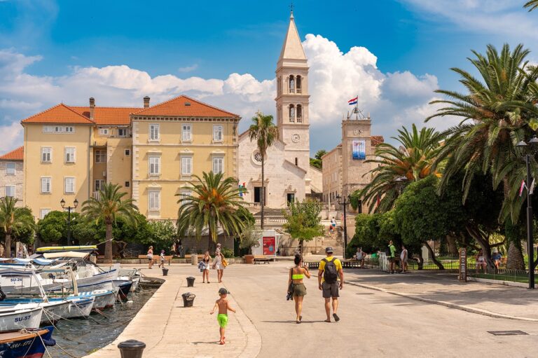 Supetar op Brač Kroatie in augustus - weer Brac augustus